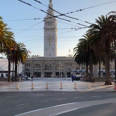 LIVE From the Ferry Building!
