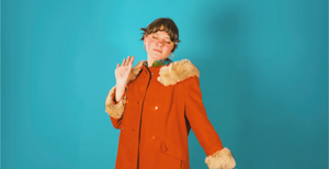 Interview: Mae Powell on Her Upcoming Album "Making Room For The Light"