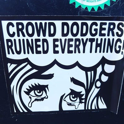 PR120 - Crowd Dodgers